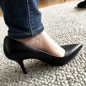 Kenneth Cole - 6 M - “The Superb”!